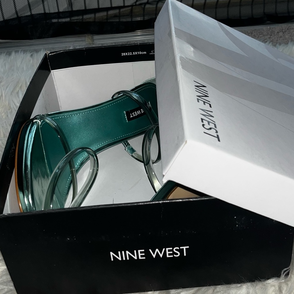 Nine West Green heels